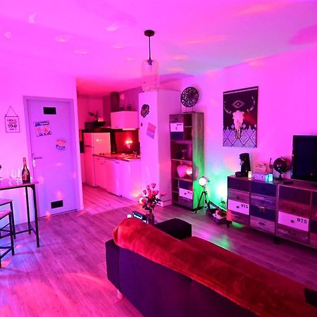 Luxe Sauna Privatif Et Grand Bain Jacuzzi A Deux A Biscarosse Plage Pour Nuit Romantique Avec Decoration Led Et Bougies Biscarrosse Kültér fotó