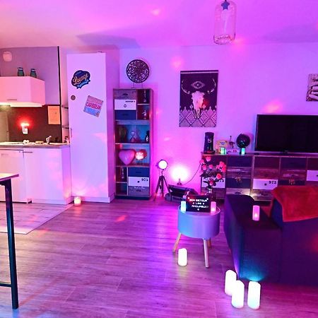 Luxe Sauna Privatif Et Grand Bain Jacuzzi A Deux A Biscarosse Plage Pour Nuit Romantique Avec Decoration Led Et Bougies Biscarrosse Kültér fotó